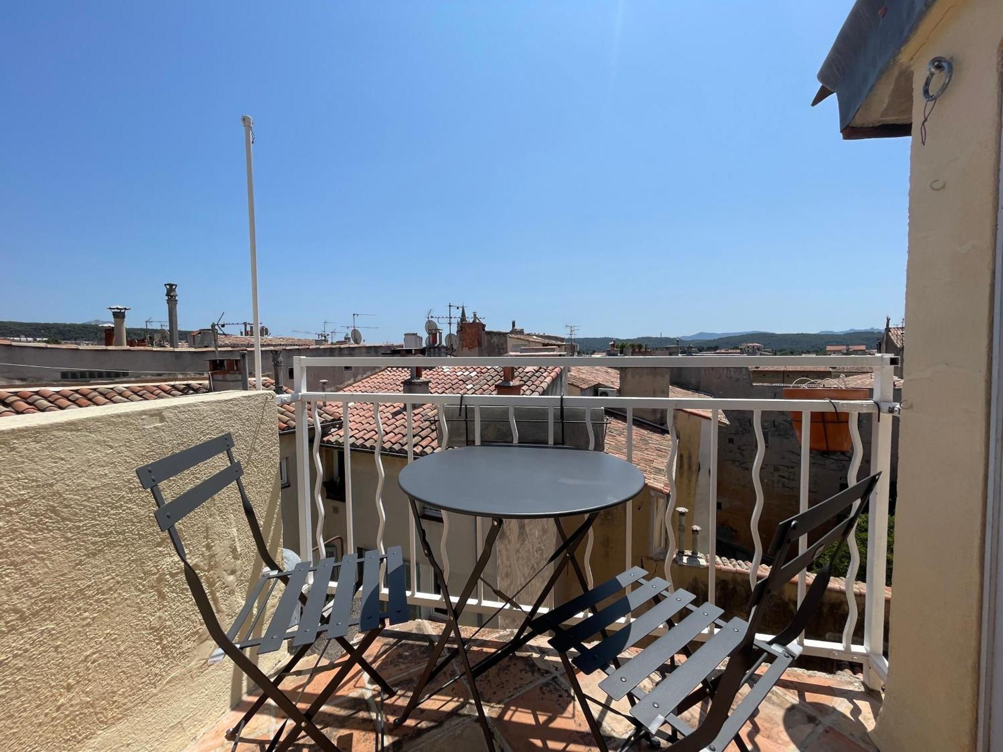 2 Pieces Climatise En Duplex Avec Terrasse Lejlighed Aix-en-Provence Eksteriør billede